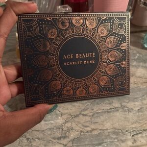 Ace Beaute Black and Gold Eyeshadow Palette Luxurious Design